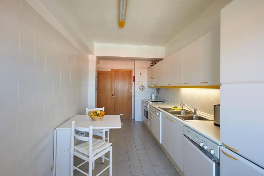 Lighthouse View In Cascais Apartment Luaran gambar